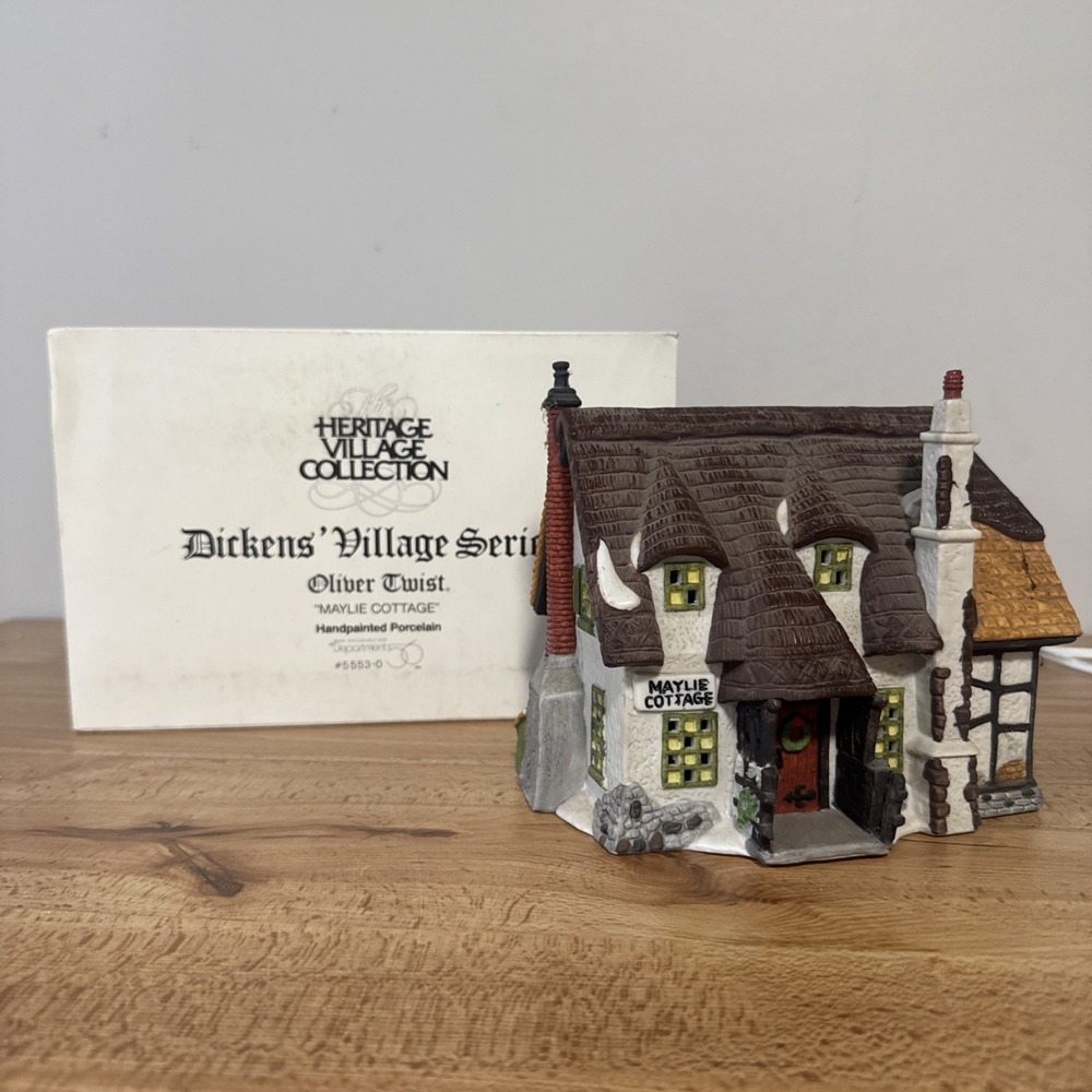 Dept 56 Dickens Village Series Oliver Twist Maylie Cottage 5553-0 Heritage W Box